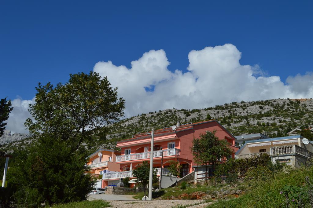Apartments Amari ستاريغغاد باكلينتسا المظهر الخارجي الصورة