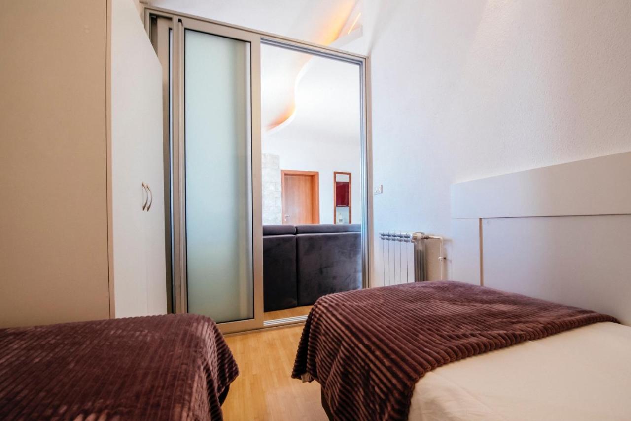 Apartments Amari ستاريغغاد باكلينتسا المظهر الخارجي الصورة