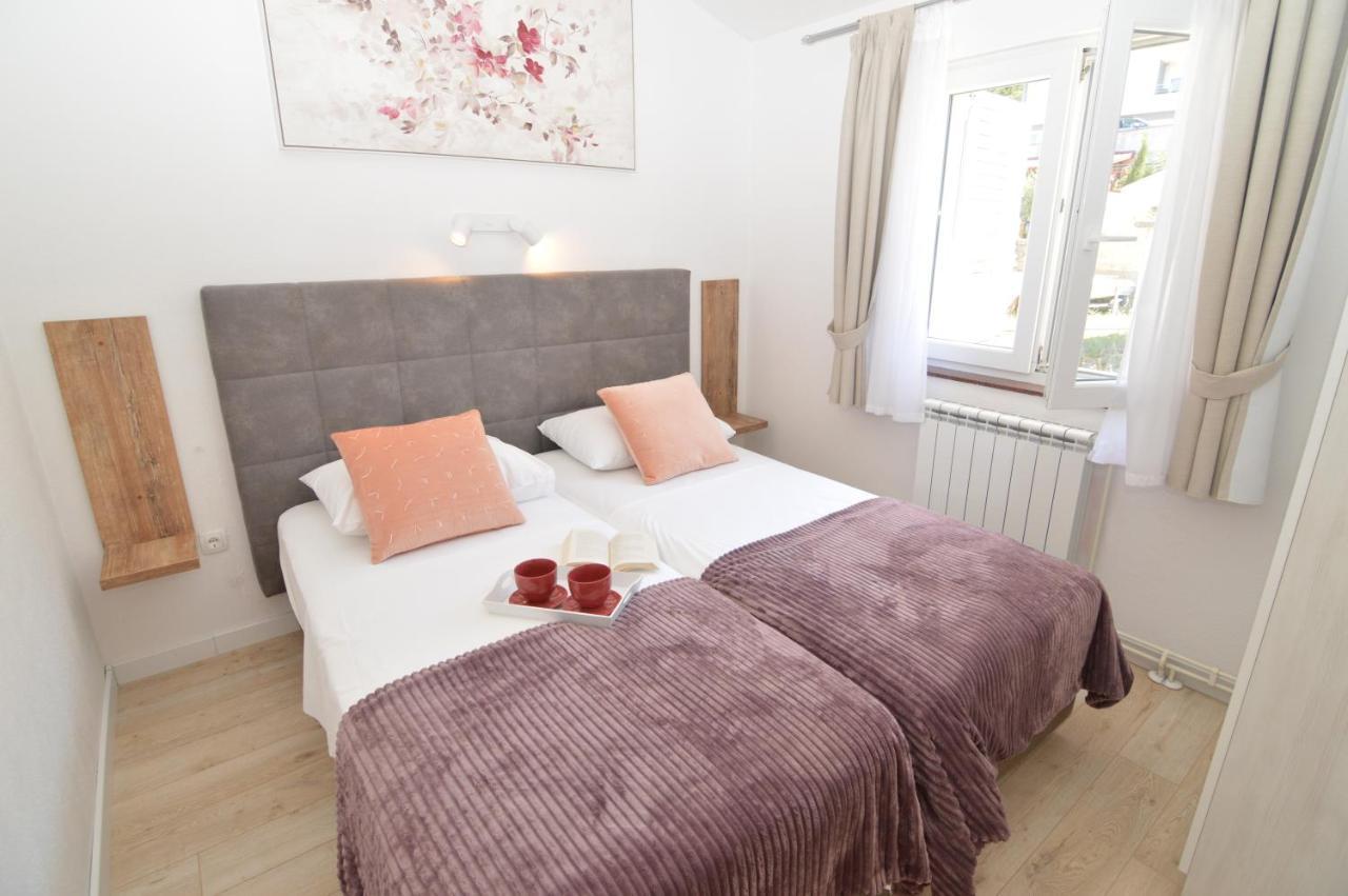 Apartments Amari ستاريغغاد باكلينتسا المظهر الخارجي الصورة
