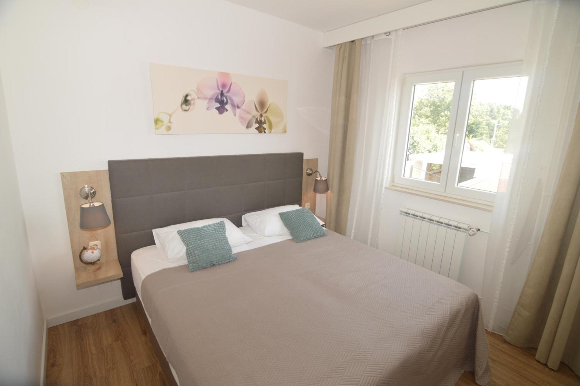 Apartments Amari ستاريغغاد باكلينتسا المظهر الخارجي الصورة