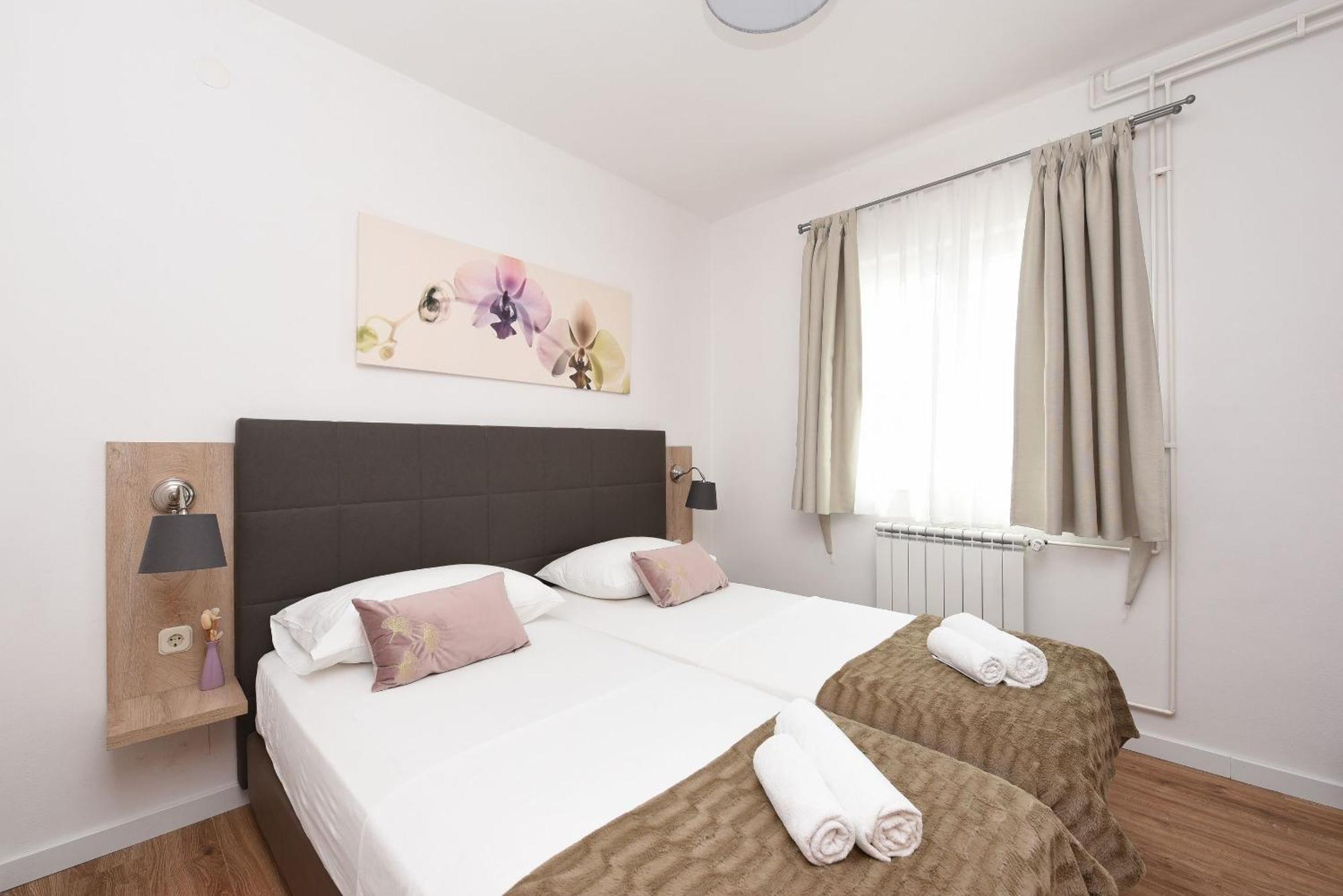 Apartments Amari ستاريغغاد باكلينتسا المظهر الخارجي الصورة